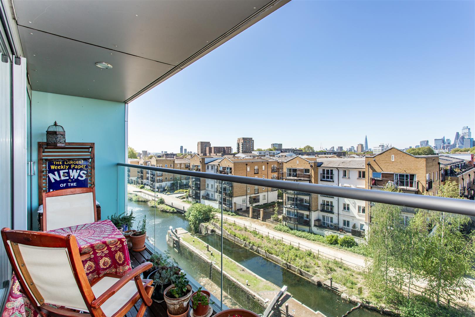 1 bed property in Copperfield Road, Mile End